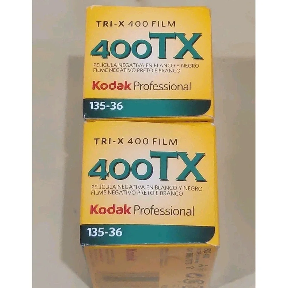 2 Kodak Professional 400TX Tri-X 400 Film 135-36 Black & White 24x36mm Exp 05/25